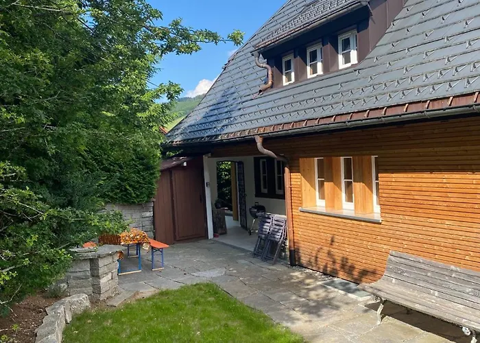 Berghaus Hintermatt شقة